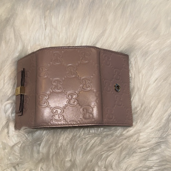 Gucci leather embossed Guccissima GG key case EUC - Picture 9 of 10